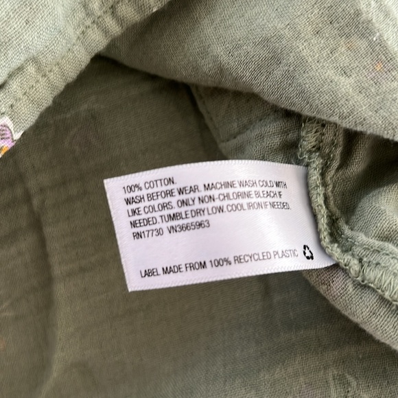 📫 BUY 2 for $20📫 Cat&Jack Dainty Green Flower Print Girl skirt size L 10/12 - Picture 6 of 6